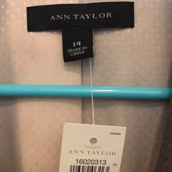 Ann Taylor NWT Brown Blazer - Picture 2 of 5